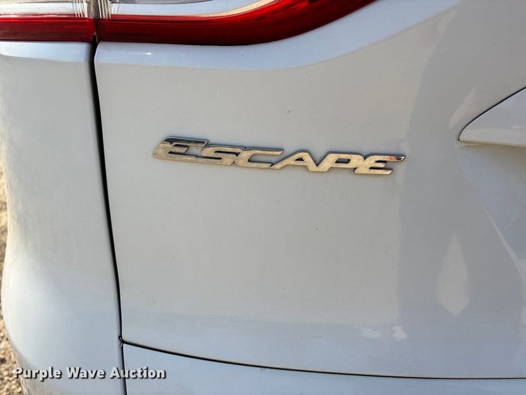 image for item DT0113 2014 Ford Escape SE SUV
