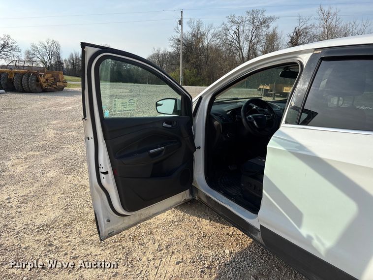 image for item DT0113 2014 Ford Escape SE SUV