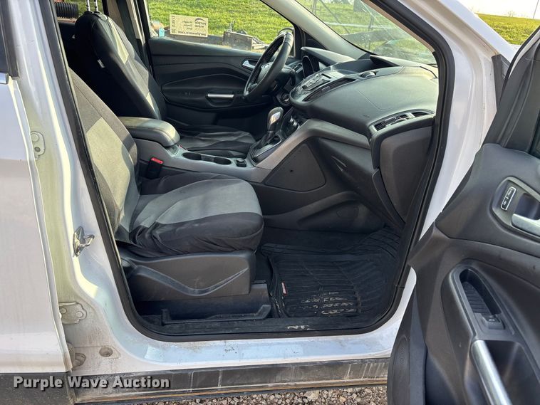 image for item DT0113 2014 Ford Escape SE SUV