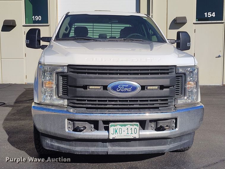 image for item DT0979 2018 Ford F250 Super Duty Ext. Cab pickup truck