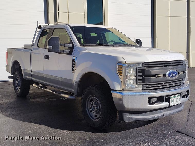 image for item DT0979 2018 Ford F250 Super Duty Ext. Cab pickup truck