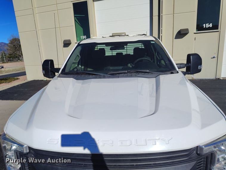 image for item DT0979 2018 Ford F250 Super Duty Ext. Cab pickup truck