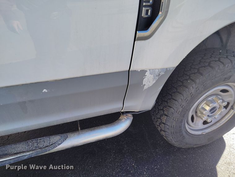 image for item DT0979 2018 Ford F250 Super Duty Ext. Cab pickup truck