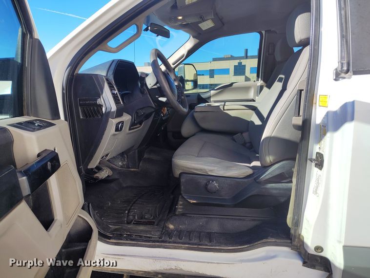 image for item DT0979 2018 Ford F250 Super Duty Ext. Cab pickup truck