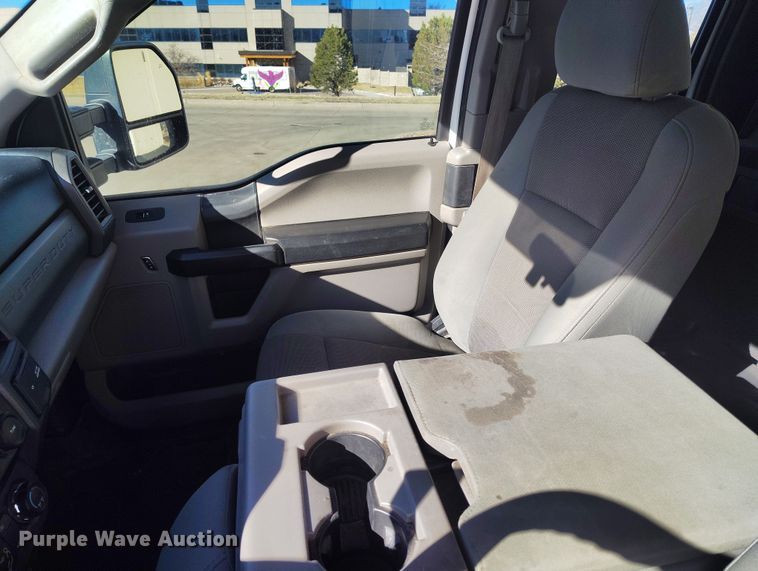 image for item DT0979 2018 Ford F250 Super Duty Ext. Cab pickup truck