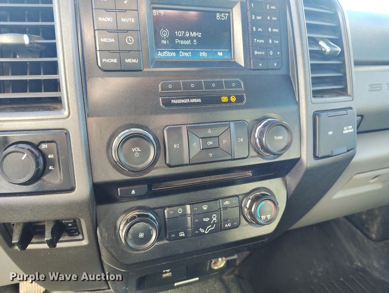 image for item DT0979 2018 Ford F250 Super Duty Ext. Cab pickup truck