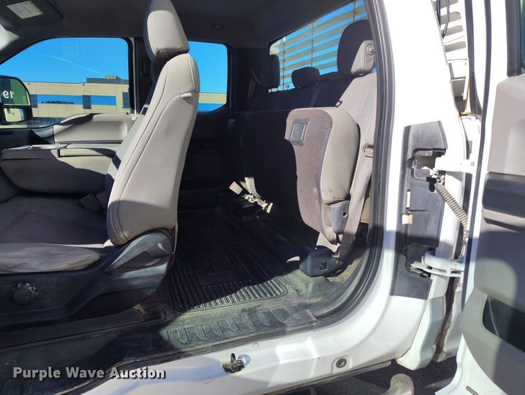 image for item DT0979 2018 Ford F250 Super Duty Ext. Cab pickup truck