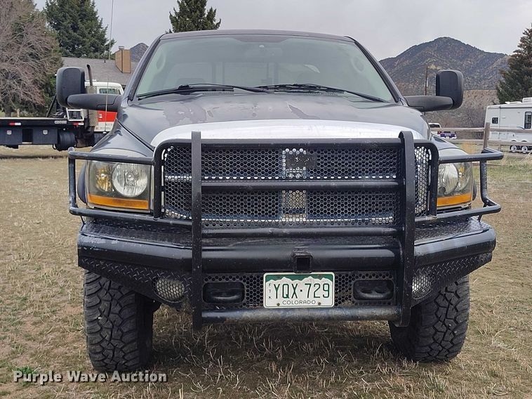 image for item DT0996 2006 Dodge Ram 3500 Crew Cab pickup truck