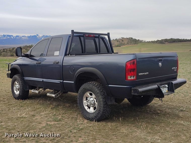 image for item DT0996 2006 Dodge Ram 3500 Crew Cab pickup truck