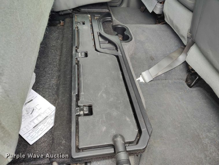 image for item DT0996 2006 Dodge Ram 3500 Crew Cab pickup truck