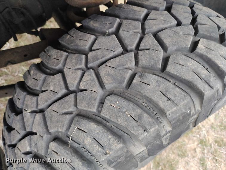 image for item DT0996 2006 Dodge Ram 3500 Crew Cab pickup truck