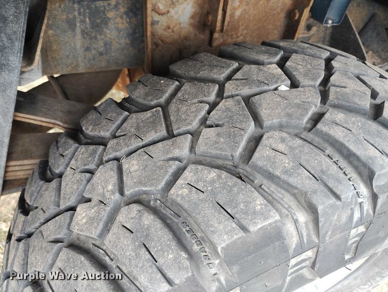 image for item DT0996 2006 Dodge Ram 3500 Crew Cab pickup truck