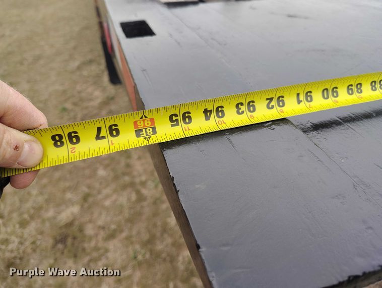 image for item DT0997 1999 International 4900 rollback truck