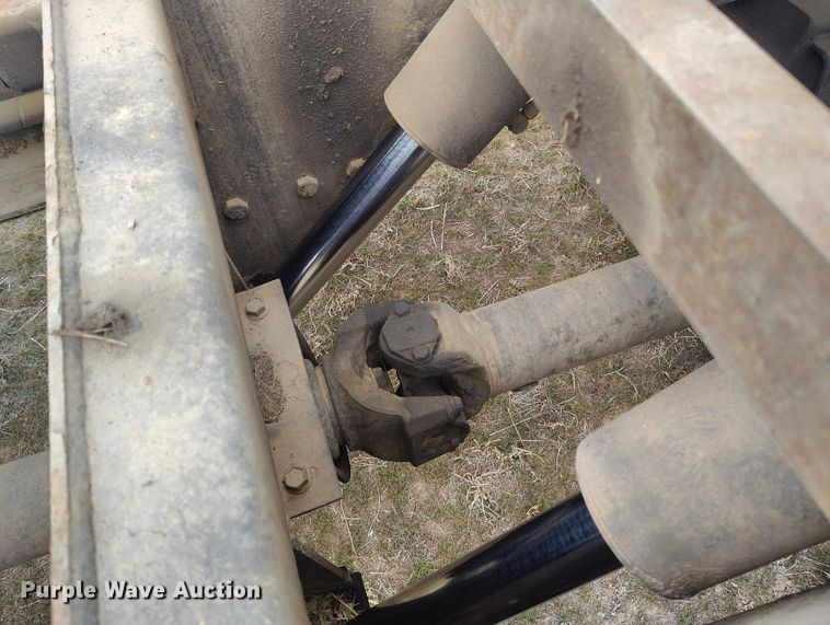 image for item DT0997 1999 International 4900 rollback truck