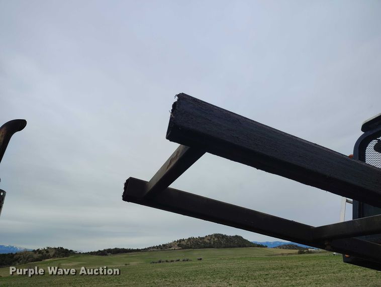 image for item DT0997 1999 International 4900 rollback truck