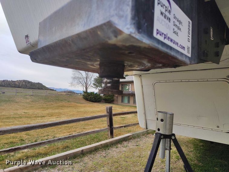 image for item DT0999 1997 Jayco 2630 camper