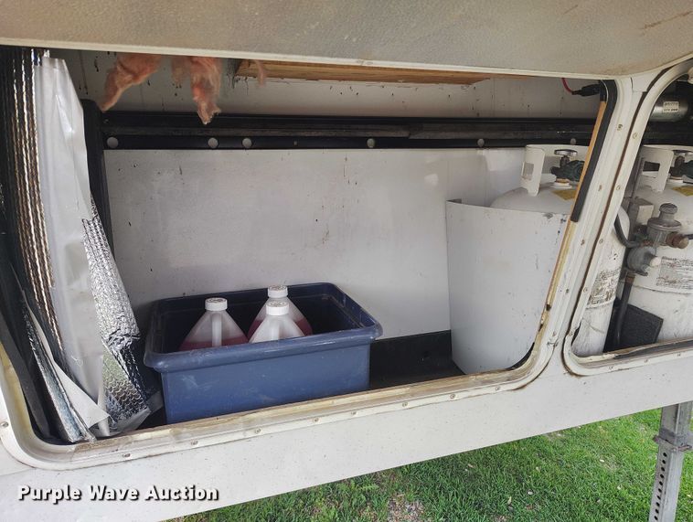 image for item DT0999 1997 Jayco 2630 camper