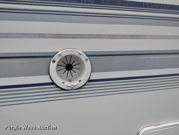 image for item DT0999 1997 Jayco 2630 camper