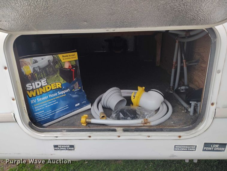 image for item DT0999 1997 Jayco 2630 camper