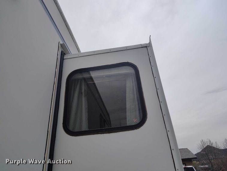 image for item DT0999 1997 Jayco 2630 camper