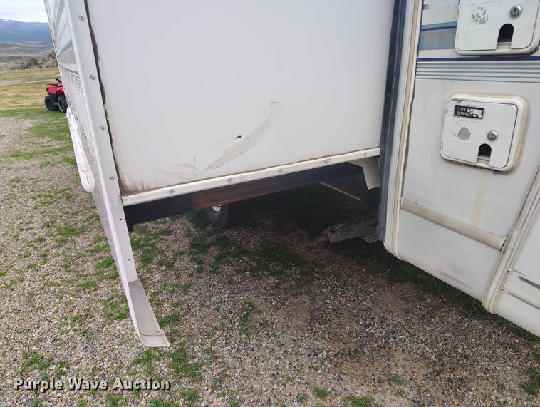 image for item DT0999 1997 Jayco 2630 camper