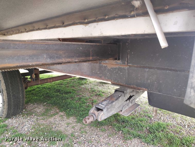 image for item DT0999 1997 Jayco 2630 camper