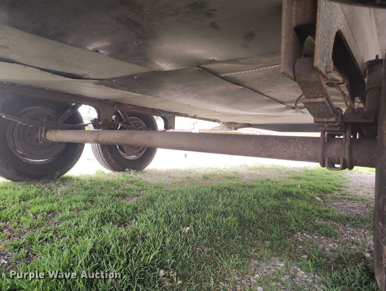 image for item DT0999 1997 Jayco 2630 camper