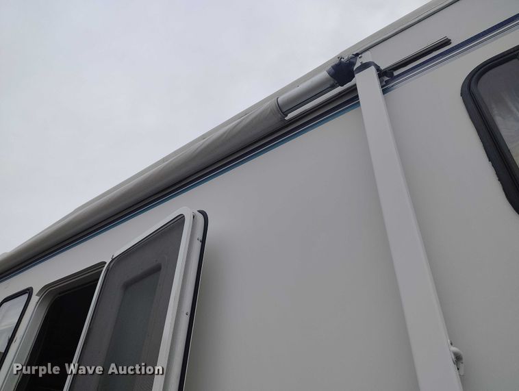 image for item DT0999 1997 Jayco 2630 camper