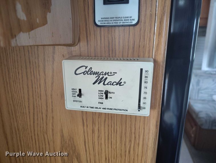 image for item DT0999 1997 Jayco 2630 camper