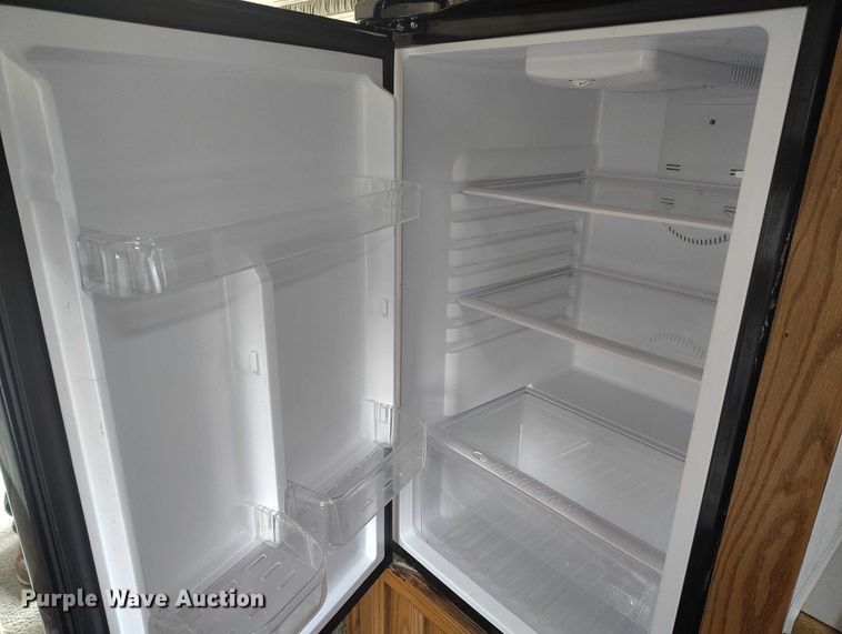 image for item DT0999 1997 Jayco 2630 camper