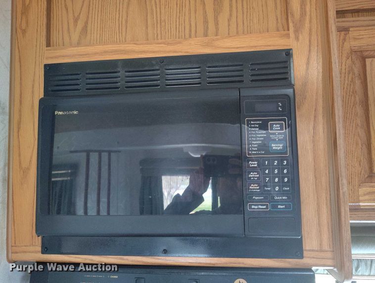 image for item DT0999 1997 Jayco 2630 camper