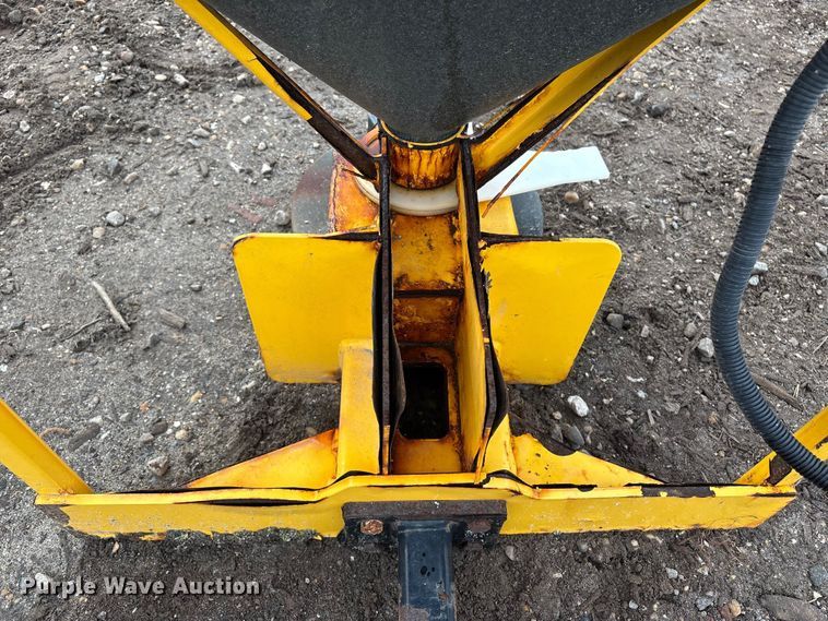 image for item DT2862 (2) spreaders