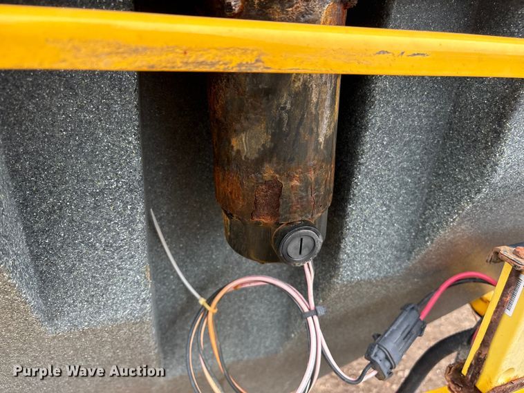 image for item DT2862 (2) spreaders