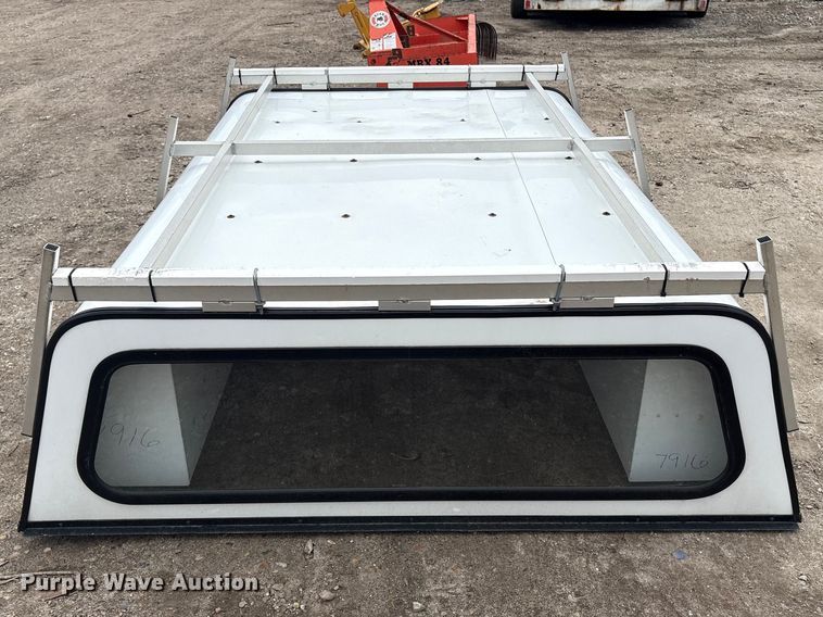 image for item DT2863 Leer pickup truck topper