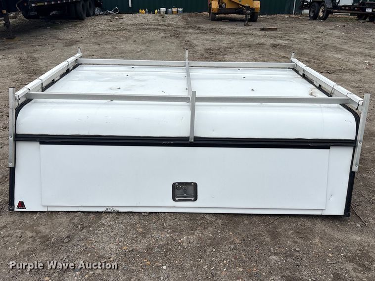 image for item DT2863 Leer pickup truck topper