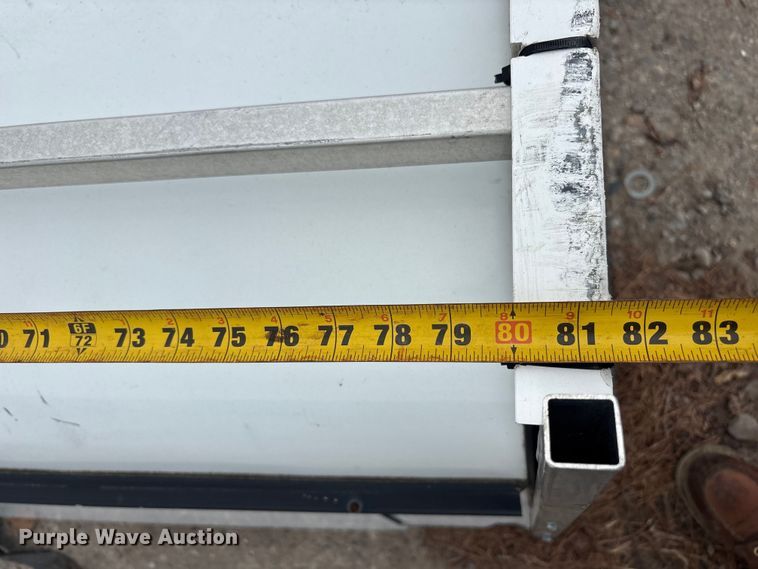 image for item DT2863 Leer pickup truck topper