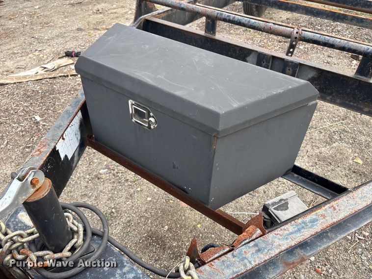 image for item DT2864 2011 Hudson equipment trailer