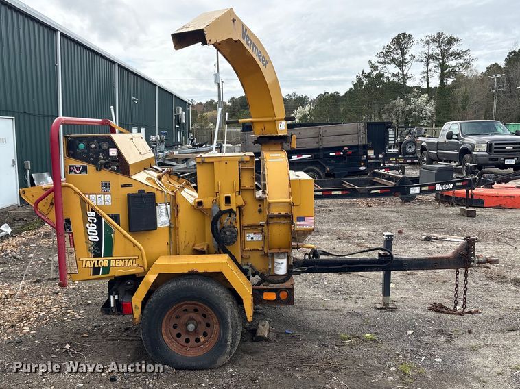 image for item DT2866 2012 Vermeer BC900XL wood chipper