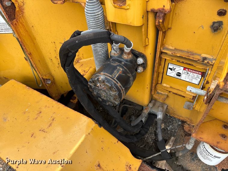 image for item DT2866 2012 Vermeer BC900XL wood chipper