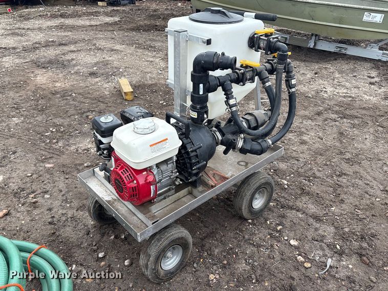 image for item DT2872 Banjo pump