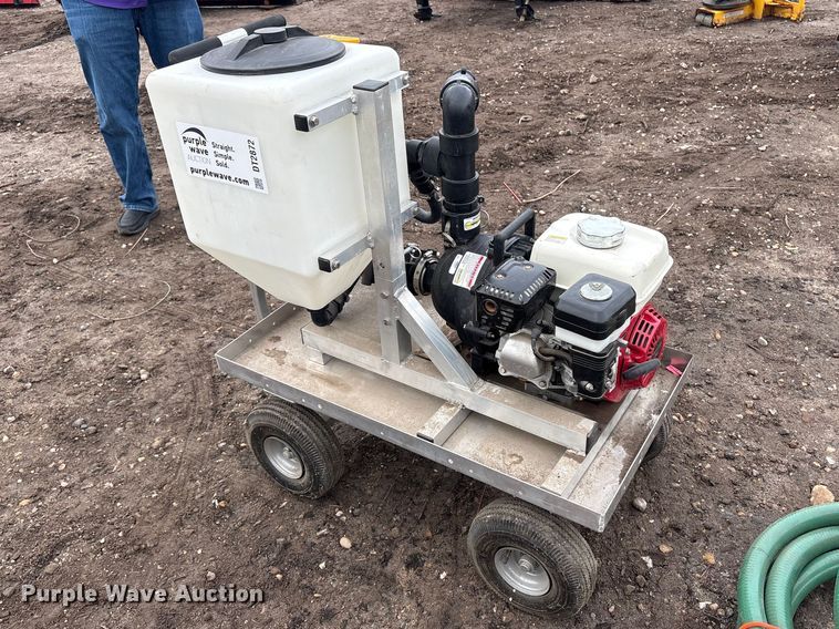 image for item DT2872 Banjo pump