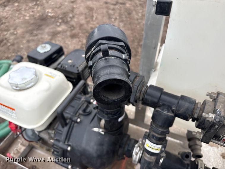 image for item DT2872 Banjo pump