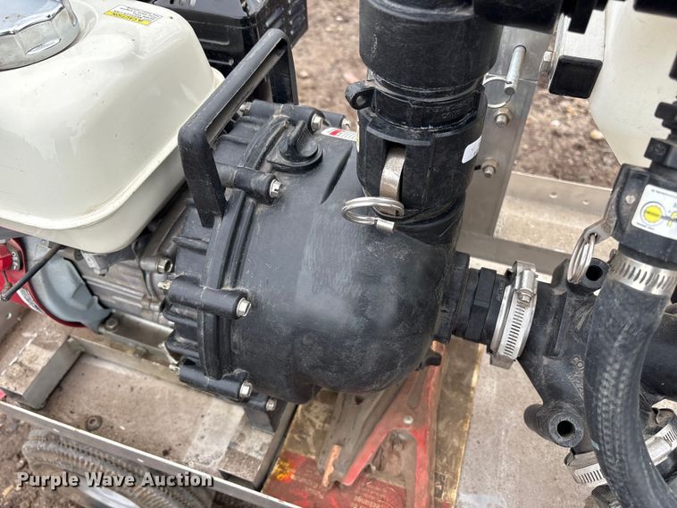 image for item DT2872 Banjo pump