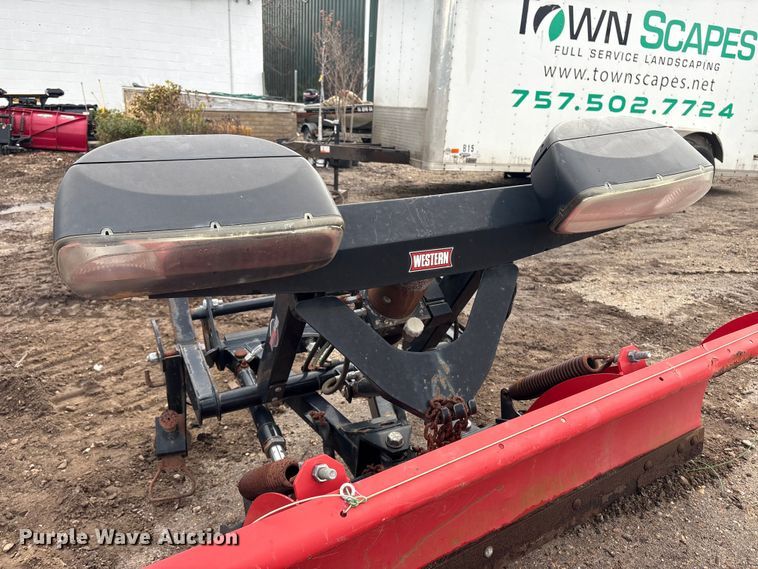 image for item DT2876 Western Mid Weight snow plow