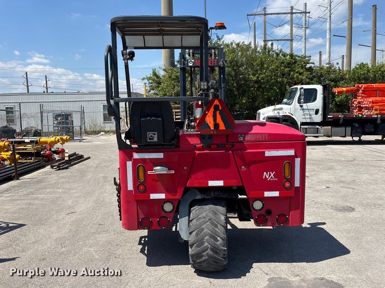 image for item DU0448 2017 Moffett M8 55.4 forklift