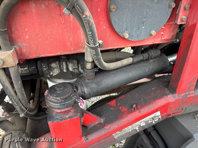 image for item DU0450 2003 Moffett M5500 