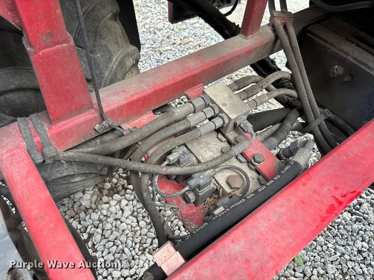 image for item DU0450 2003 Moffett M5500 