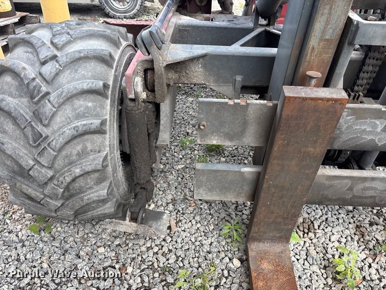 image for item DU0450 2003 Moffett M5500 