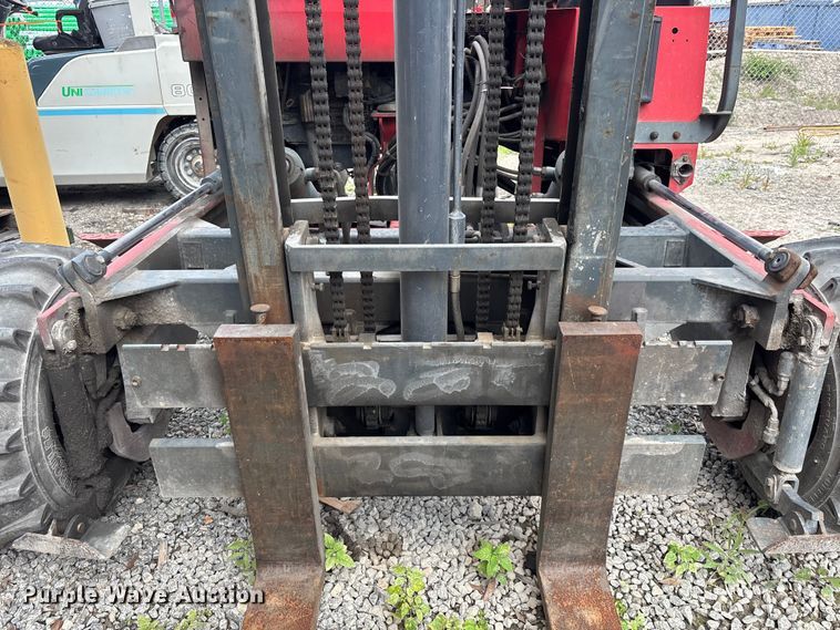 image for item DU0450 2003 Moffett M5500 