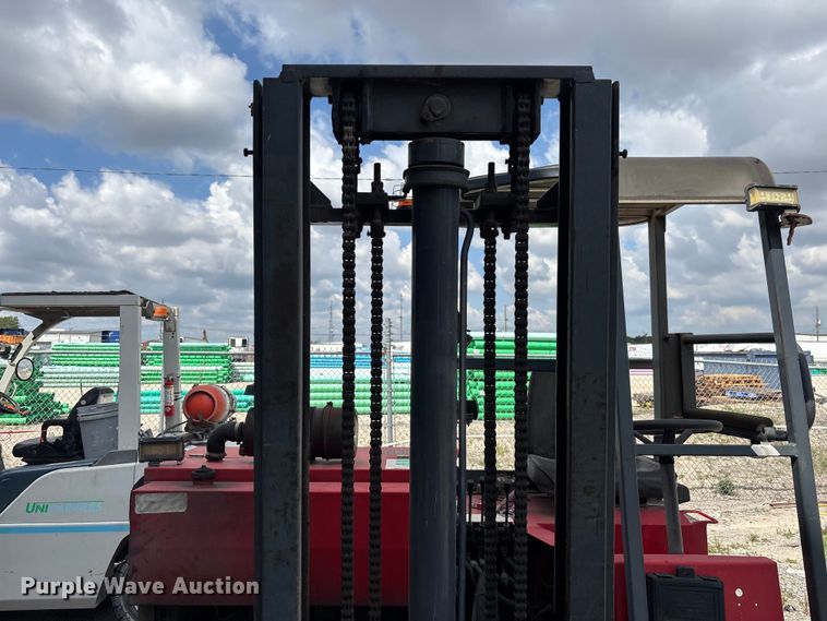 image for item DU0450 2003 Moffett M5500 